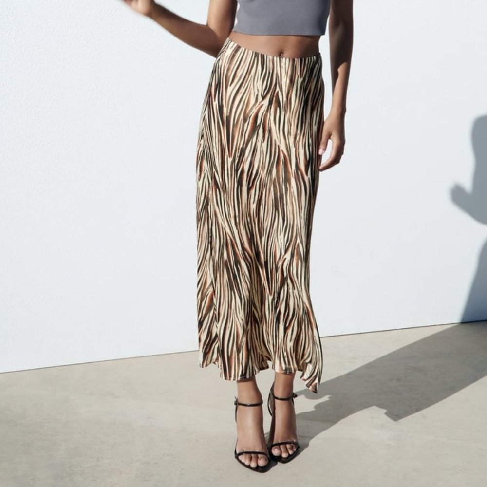 NWT Zara Animal Print Midi Skirt Medium